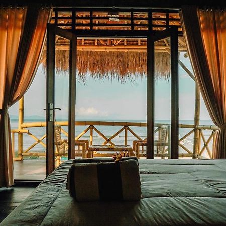 pondok bamboo villa Batununggul Kültér fotó