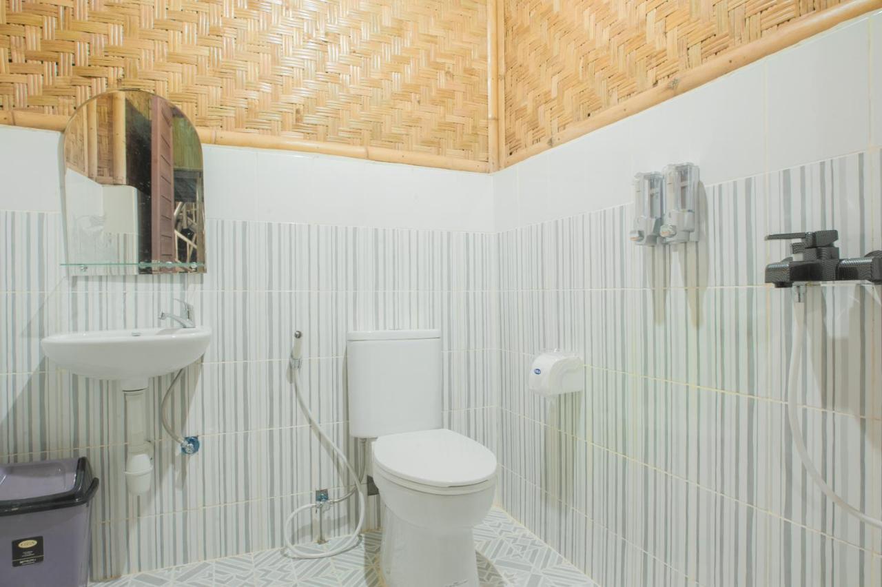 pondok bamboo villa Batununggul Kültér fotó
